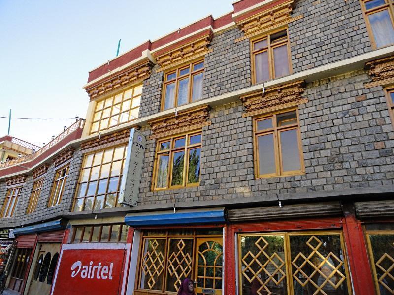 Hotel Royal Palace - Leh Exterior photo